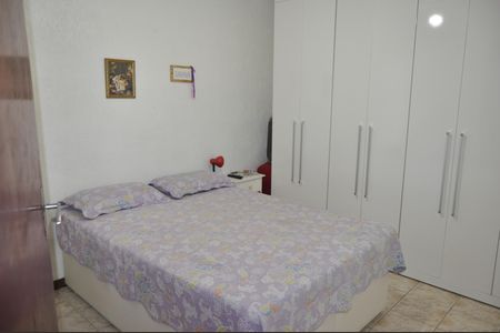 Casa à venda com 200m², 5 quartos e 1 vagaQuarto 3