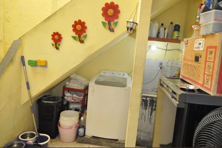 Casa à venda com 200m², 5 quartos e 1 vagaÁrea de Serviço