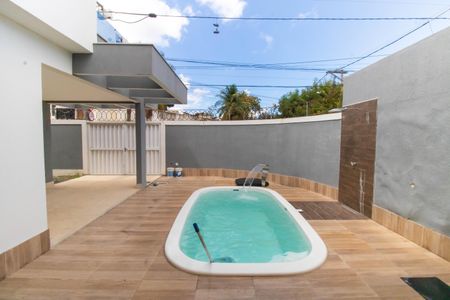 Casa à venda com 185m², 4 quartos e 1 vaga Casa à venda com 185m², 4 quartos e 1 vagaÁrea Externa