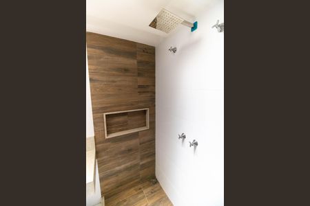 Casa à venda com 185m², 4 quartos e 1 vaga Casa à venda com 185m², 4 quartos e 1 vagaBanheiro da Suíte 1