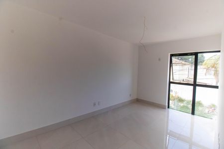 Casa à venda com 185m², 4 quartos e 1 vaga Casa à venda com 185m², 4 quartos e 1 vagaSuíte 2