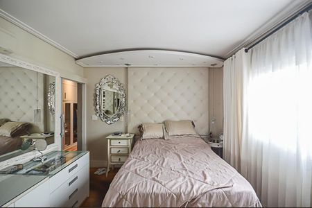 Apartamento à venda com 130m², 2 quartos e 2 vagasSuíte 2