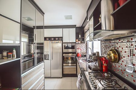 Apartamento à venda com 130m², 2 quartos e 2 vagasCozinha