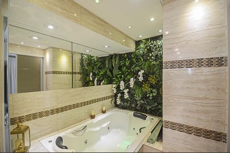 Apartamento à venda com 130m², 2 quartos e 2 vagasBanheiro da Suíte 2