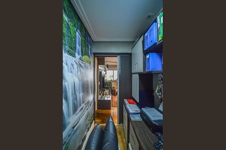 Apartamento à venda com 130m², 2 quartos e 2 vagasEscritório