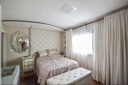 Apartamento à venda com 130m², 2 quartos e 2 vagasSuíte 2