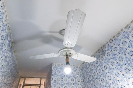 Apartamento à venda com 90m², 2 quartos e 1 vaga Apartamento à venda com 90m², 2 quartos e 1 vagaBanheiro