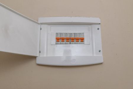 Apartamento à venda com 90m², 2 quartos e 1 vaga Apartamento à venda com 90m², 2 quartos e 1 vagaSala