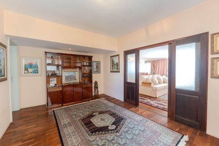 Apartamento à venda com 247m², 4 quartos e 3 vagasSala de TV