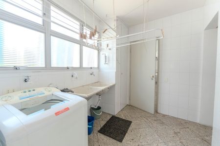 Apartamento à venda com 247m², 4 quartos e 3 vagasÁrea de Serviço