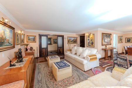 Apartamento à venda com 247m², 4 quartos e 3 vagasSala