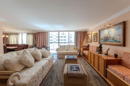 Apartamento à venda com 247m², 4 quartos e 3 vagasSala