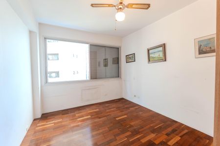 Apartamento à venda com 247m², 4 quartos e 3 vagasQuarto 2