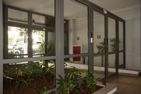 Apartamento à venda com 170m², 3 quartos e 3 vagas Apartamento à venda com 170m², 3 quartos e 3 vagasEntrada/Acesso