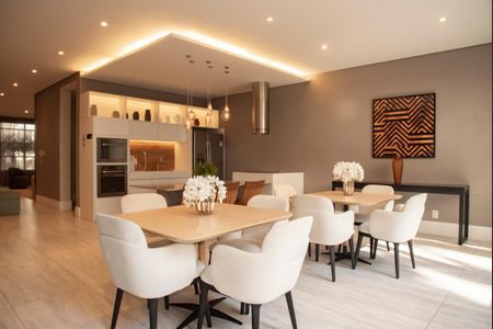 Apartamento à venda com 170m², 3 quartos e 3 vagas Apartamento à venda com 170m², 3 quartos e 3 vagasÁrea comum - Salão de festas