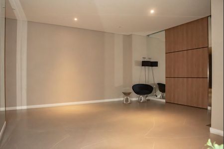 Apartamento à venda com 170m², 3 quartos e 3 vagas Apartamento à venda com 170m², 3 quartos e 3 vagasHall social