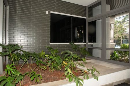 Apartamento à venda com 170m², 3 quartos e 3 vagas Apartamento à venda com 170m², 3 quartos e 3 vagasEntrada/Acesso