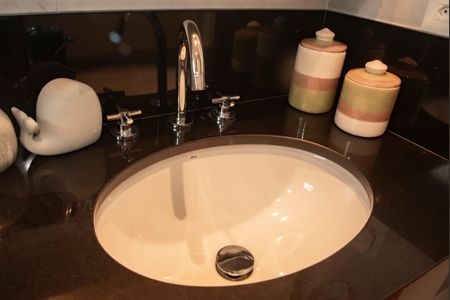 Apartamento à venda com 170m², 3 quartos e 3 vagasBanheiro da Suíte 1