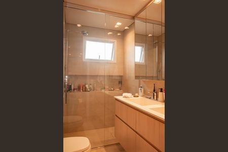 Apartamento à venda com 170m², 3 quartos e 3 vagasBanheiro da Suíte 3