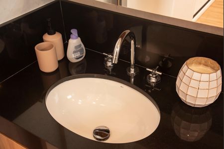 Apartamento à venda com 170m², 3 quartos e 3 vagasBanheiro da Suíte 2