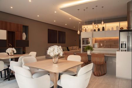 Apartamento à venda com 170m², 3 quartos e 3 vagas Apartamento à venda com 170m², 3 quartos e 3 vagasÁrea comum - Salão de festas