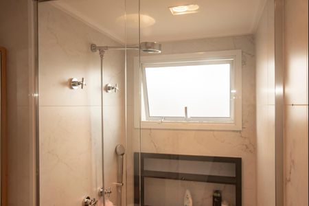 Apartamento à venda com 170m², 3 quartos e 3 vagasBanheiro da Suíte 2