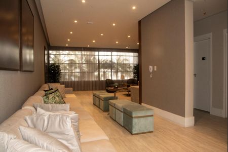 Apartamento à venda com 170m², 3 quartos e 3 vagas Apartamento à venda com 170m², 3 quartos e 3 vagasÁrea comum - Salão de festas