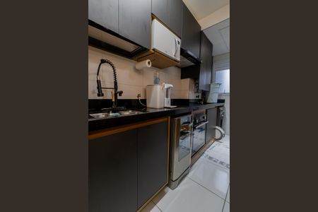 Apartamento à venda com 52m², 2 quartos e 1 vaga Apartamento à venda com 52m², 2 quartos e 1 vagaCozinha e Área de Serviço