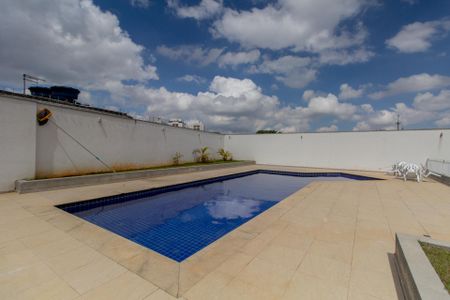 Apartamento à venda com 52m², 2 quartos e 1 vaga Apartamento à venda com 52m², 2 quartos e 1 vagaÁrea Comum - Piscina