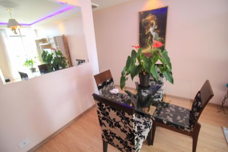 Apartamento à venda com 90m², 3 quartos e 1 vagaSala