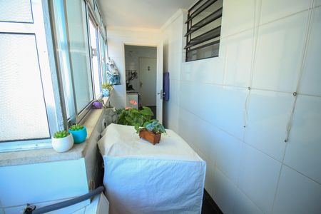 Apartamento à venda com 90m², 3 quartos e 1 vagaÁrea de Serviço