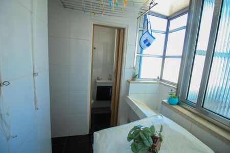 Apartamento à venda com 90m², 3 quartos e 1 vagaÁrea de Serviço