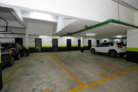 Apartamento à venda com 84m², 2 quartos e 2 vagas Apartamento à venda com 84m², 2 quartos e 2 vagasÁrea Comum - Garagem (2 vagas)