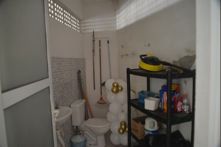 Apartamento à venda com 124m², 2 quartos e 1 vagaBanheiro de Serviço