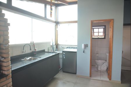 Apartamento à venda com 124m², 2 quartos e 1 vagaÁrea de Serviço