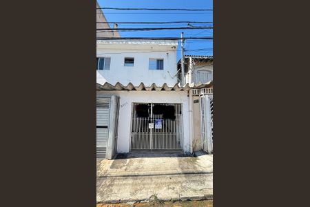 Casa para alugar com 156m², 3 quartos e 2 vagas Casa para alugar com 156m², 3 quartos e 2 vagasFachada