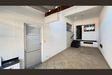 Casa para alugar com 156m², 3 quartos e 2 vagas Casa para alugar com 156m², 3 quartos e 2 vagasGaragem