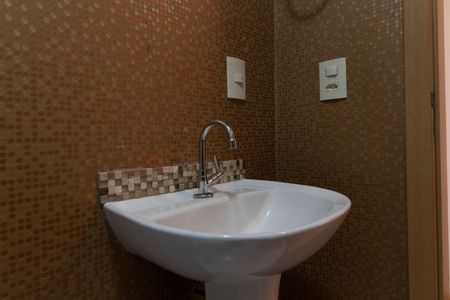 Apartamento à venda com 68m², 3 quartos e 1 vaga Apartamento à venda com 68m², 3 quartos e 1 vagaBanheiro Social