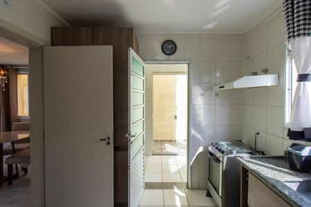 Casa de condomínio para alugar com 113m², 3 quartos e 2 vagasCozinha