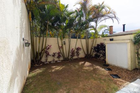 Casa de condomínio para alugar com 113m², 3 quartos e 2 vagasQuintal dos fundos