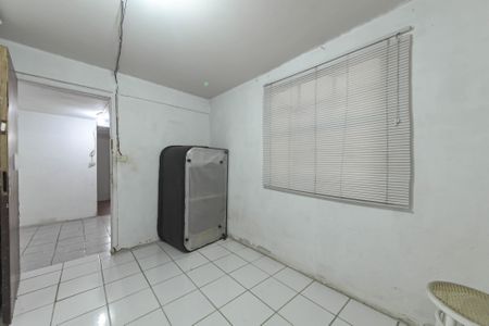 Casa à venda com 170m², 3 quartos e 2 vagas Casa à venda com 170m², 3 quartos e 2 vagasEdícula - Quarto
