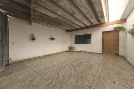 Casa à venda com 170m², 3 quartos e 2 vagas Casa à venda com 170m², 3 quartos e 2 vagasGaragem