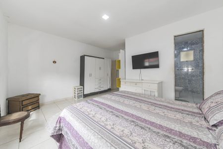 Casa à venda com 170m², 3 quartos e 2 vagas Casa à venda com 170m², 3 quartos e 2 vagasSuíte 3