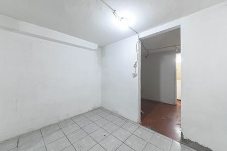 Casa à venda com 170m², 3 quartos e 2 vagas Casa à venda com 170m², 3 quartos e 2 vagasEdícula - Sala