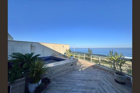 Apartamento à venda com 400m², 5 quartos e 4 vagas Apartamento à venda com 400m², 5 quartos e 4 vagasTerraço