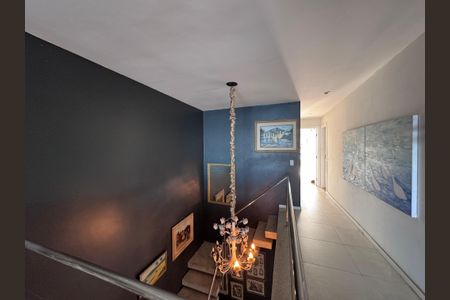 Apartamento à venda com 400m², 5 quartos e 4 vagas Apartamento à venda com 400m², 5 quartos e 4 vagasCorredor