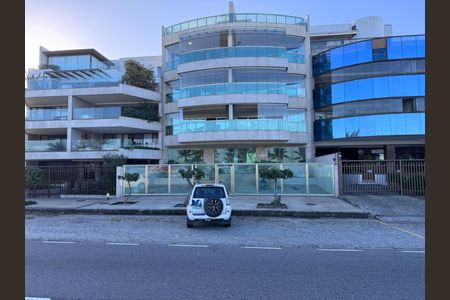 Apartamento à venda com 400m², 5 quartos e 4 vagas Apartamento à venda com 400m², 5 quartos e 4 vagasFachada