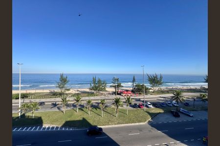 Apartamento à venda com 400m², 5 quartos e 4 vagas Apartamento à venda com 400m², 5 quartos e 4 vagasVista do Terraço