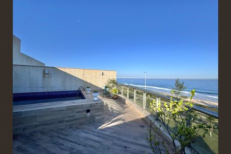 Apartamento à venda com 400m², 5 quartos e 4 vagas Apartamento à venda com 400m², 5 quartos e 4 vagasTerraço