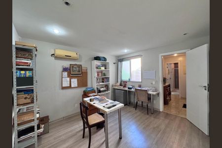 Apartamento à venda com 400m², 5 quartos e 4 vagas Apartamento à venda com 400m², 5 quartos e 4 vagasSuíte 3